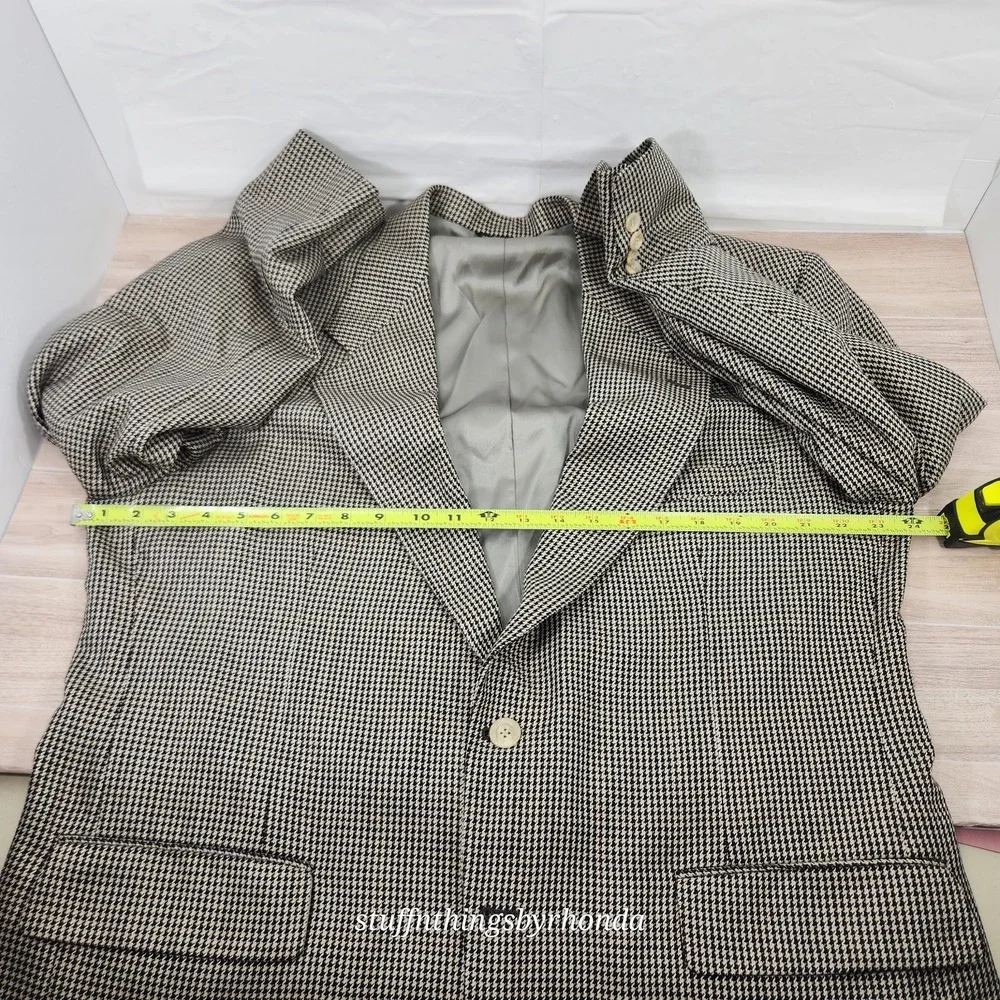 VTG 100% Silk Ivory, Black And Tan Houndstooth 2 Button Blazer Sport Coat Jacket